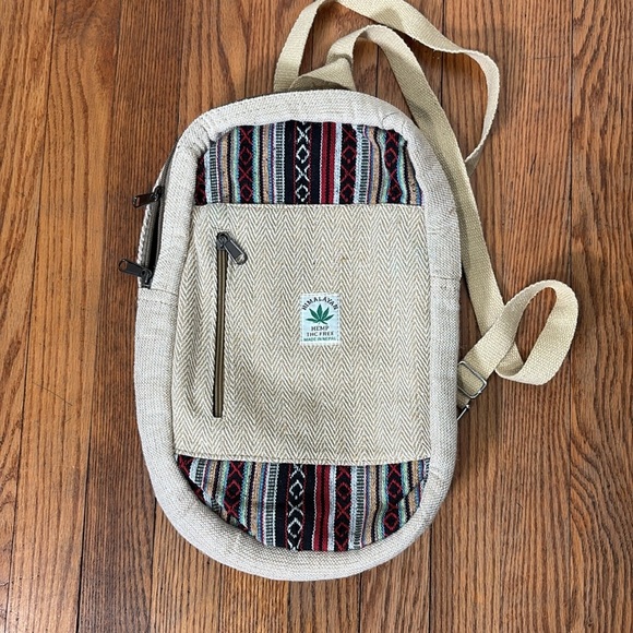 ThreadHeads Himalayan Hemp Messenger Backpack – 11″ x 15″ - Picture 1 of 8